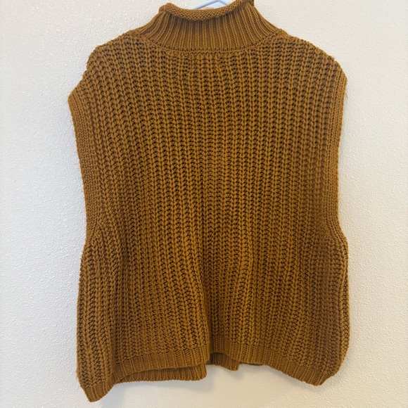 Olive & Oak Cable Knit High Neck Sweater Vest size Large - Picture 2 of 7